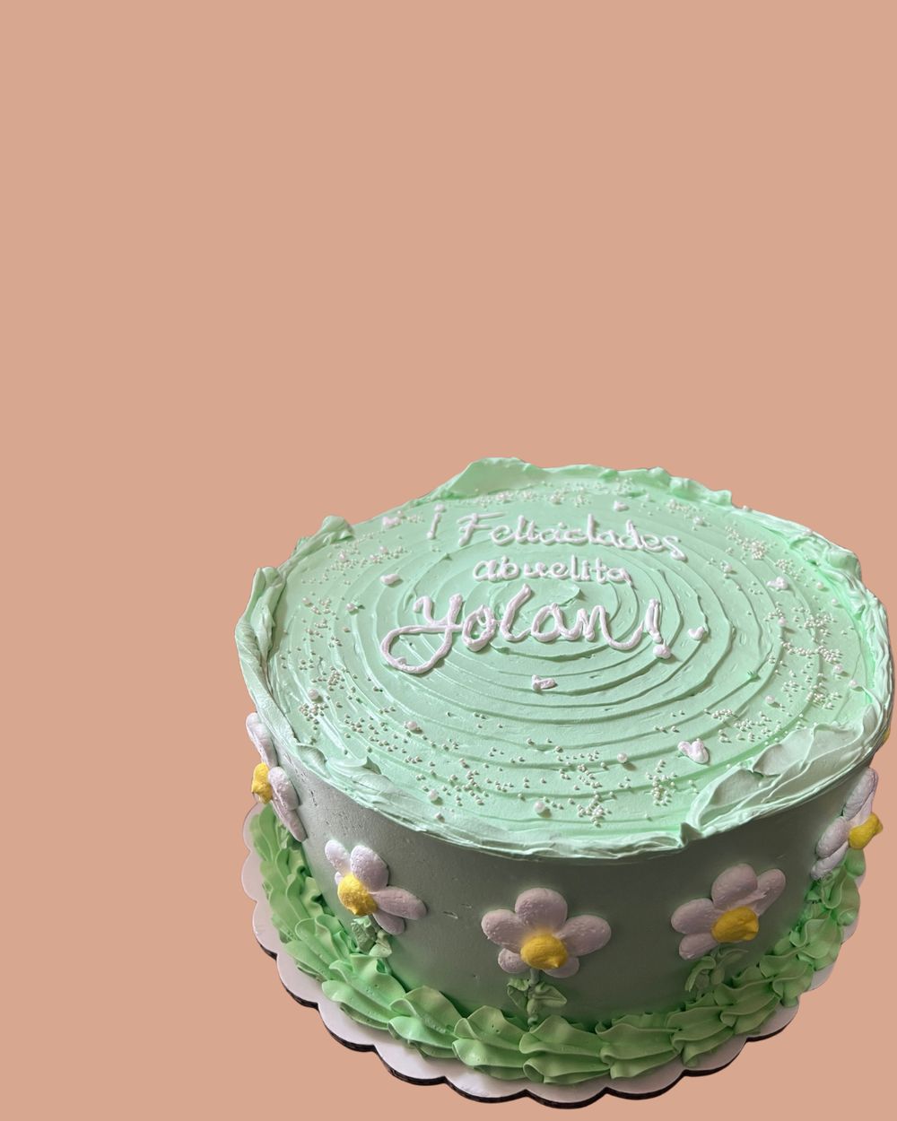 Green daisy cake