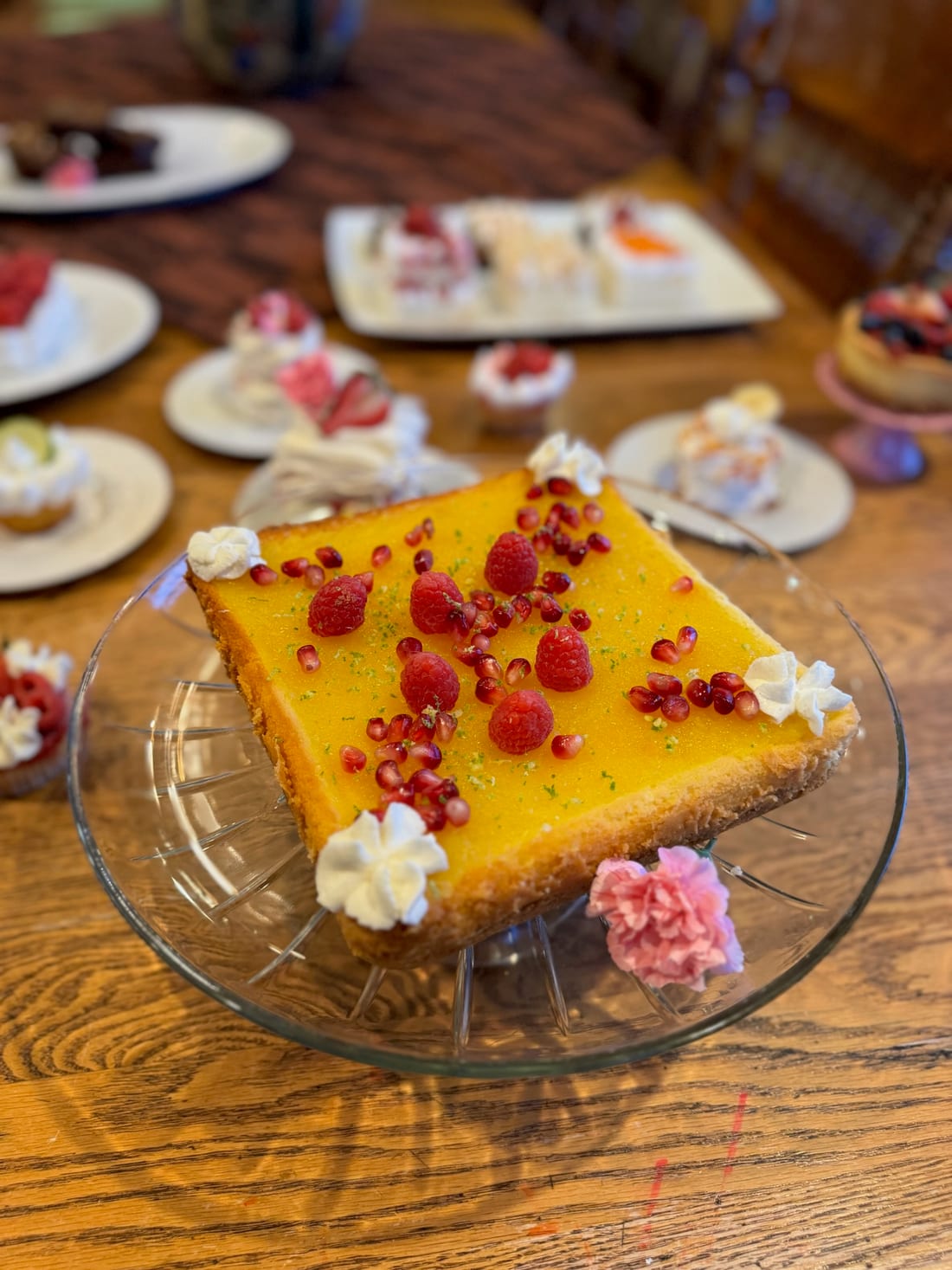 Lemon tart with raspberries